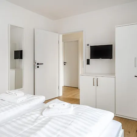Apartment In't Doerp 1, Super Zentral Mit Eigenem Garten Und Parkplatz!
